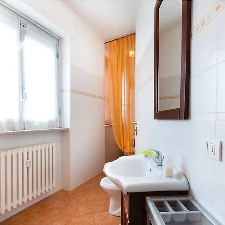 Apartment Happy Days *